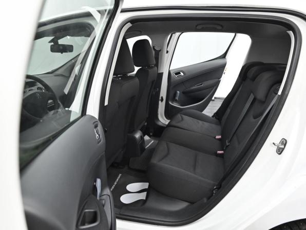 Peugeot 308 I Рестайлинг с пробегом 2011 года, цена 349 000 рублей, 198000 км, хэтчбек, Автокод Объявления