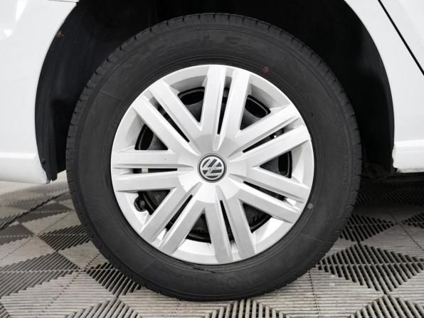 Volkswagen Polo V Рестайлинг с пробегом 2018 года, цена 1 042 000 рублей, 126300 км, седан, Автокод Объявления