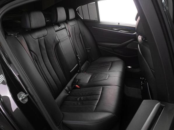 BMW 5 серии VII (G30/G31/G38) с пробегом 2019 года, цена 3 899 000 рублей, 62435 км, седан, Автокод Объявления