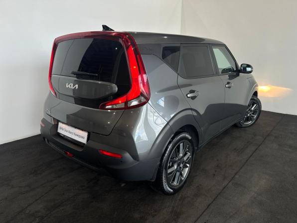 Kia Soul III Рестайлинг с пробегом 2022 года, цена 2 120 000 рублей, 99900 км, хэтчбек, Автокод Объявления