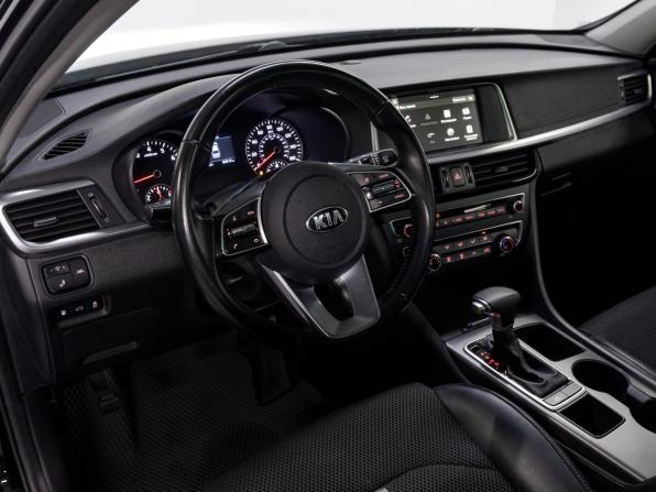 Kia Optima IV Рестайлинг с пробегом 2019 года, цена 1 959 000 рублей, 128830 км, седан, Автокод Объявления