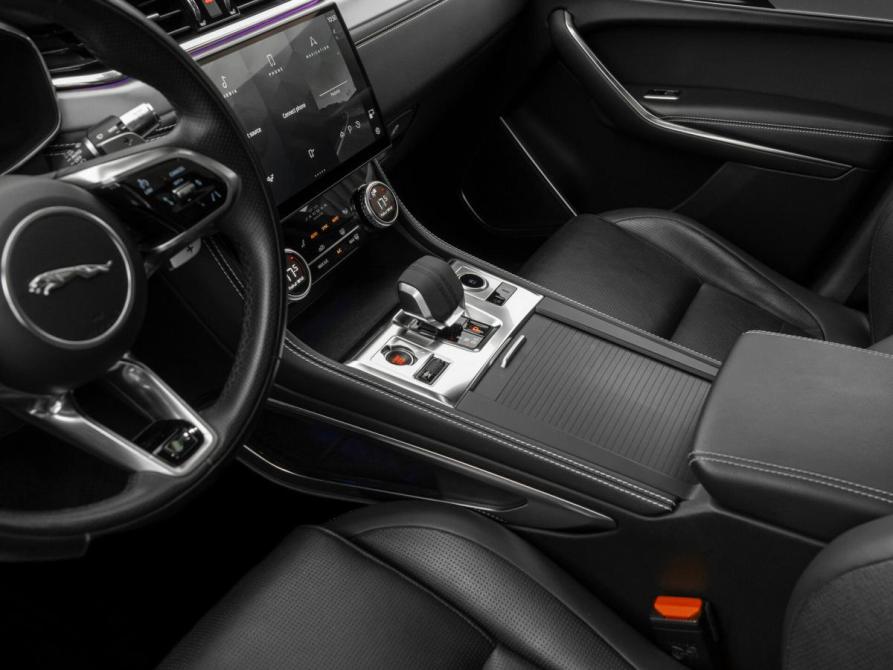 Jaguar F-Pace I Рестайлинг Москва  - изображение 16
