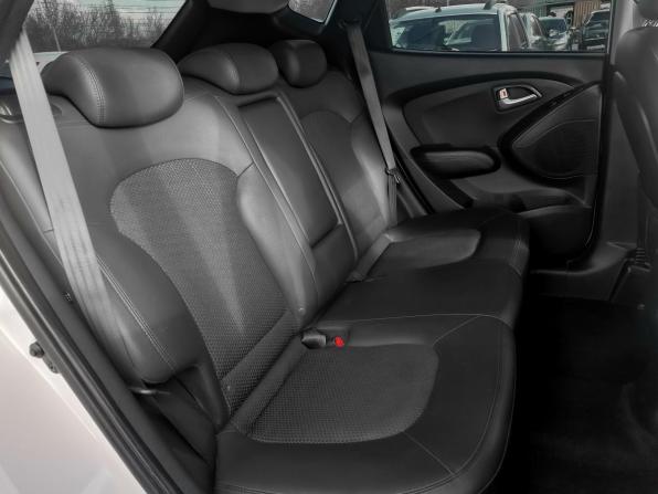 Hyundai ix35 I с пробегом 2013 года, цена 1 118 000 рублей, 286289 км, внедорожник, Автокод Объявления