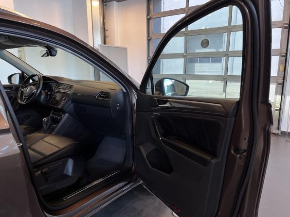 Volkswagen Tiguan II с пробегом 2018 года, цена 2 330 000 рублей, 151150 км, внедорожник, Автокод Объявления