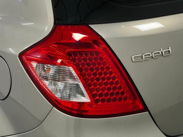 Kia Ceed I с пробегом 2011 года, цена 800 001 рубль, 166425 км, хэтчбек, Автокод Объявления