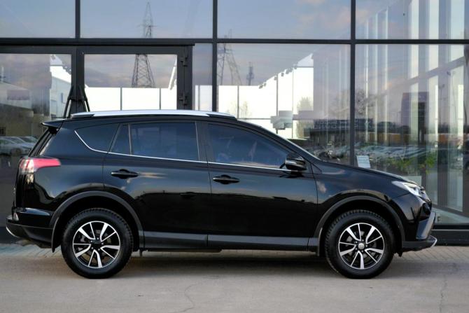 Toyota RAV4 IV (XA40) Рестайлинг с пробегом 2017 года, цена 2 250 000 рублей, 120000 км, внедорожник, Автокод Объявления