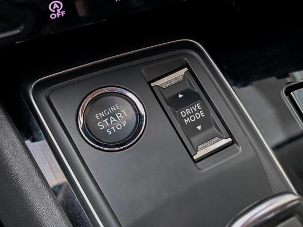 Peugeot 508 II с пробегом 2021 года, цена 1 640 000 рублей, 228332 км, универсал, Автокод Объявления