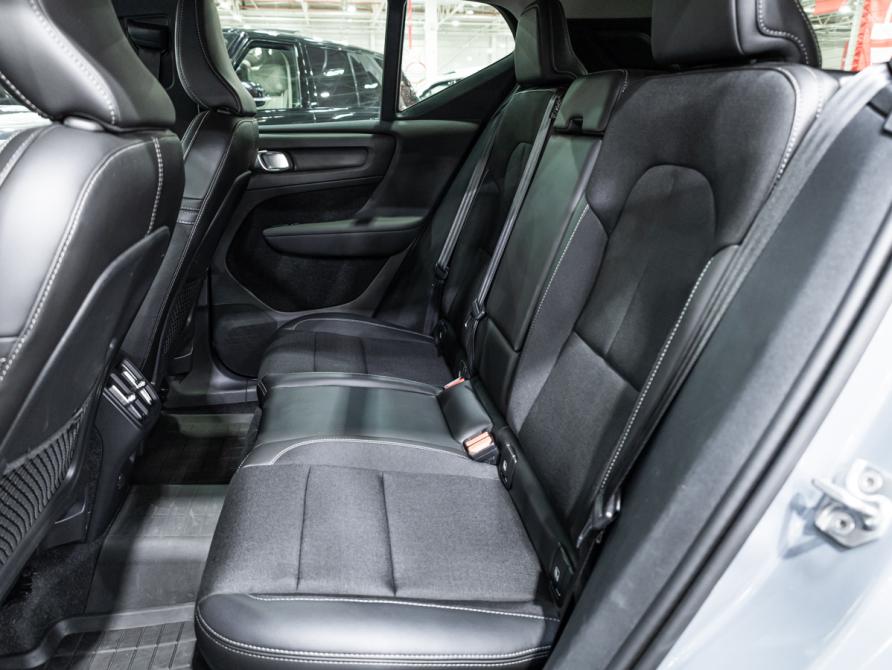 Volvo XC40 I Санкт-Петербург  - изображение 13