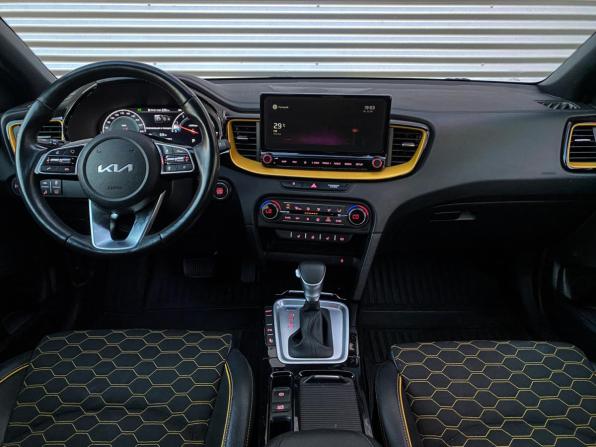Kia XCeed I с пробегом 2021 года, цена 2 097 000 рублей, 60345 км, хэтчбек, Автокод Объявления