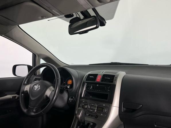 Toyota Auris I с пробегом 2008 года, цена 535 000 рублей, 294000 км, хэтчбек, Автокод Объявления