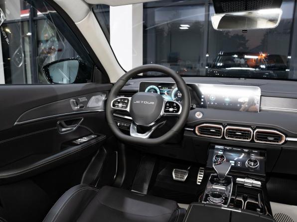 JETOUR X70+ I Рестайлинг с пробегом 2026 года, цена 3 099 000 рублей, 10 км, внедорожник, Автокод Объявления