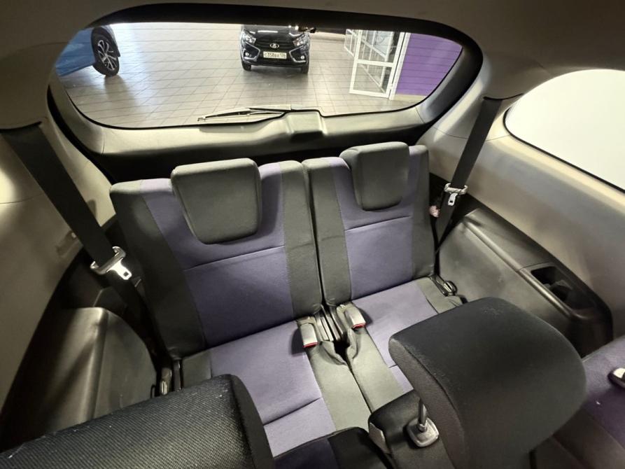 Toyota Wish II Рестайлинг Борисоглебск  - изображение 17