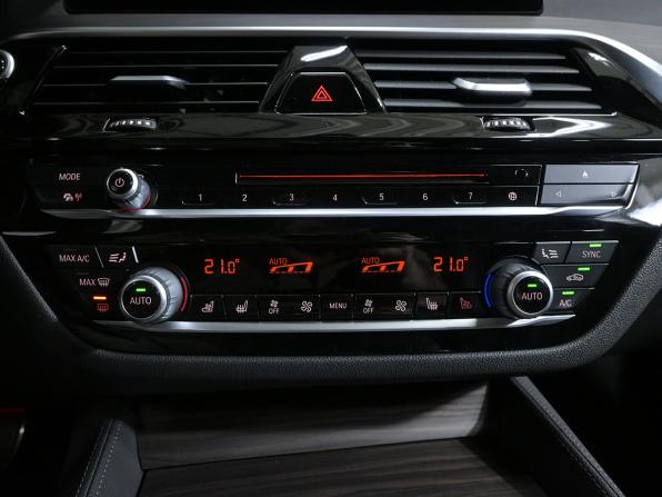 BMW 5 серии VII (G30/G31/G38) с пробегом 2019 года, цена 5 590 000 рублей, 29367 км, седан, Автокод Объявления