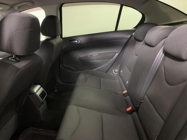 Peugeot 408 I с пробегом 2013 года, цена 330 000 рублей, 380799 км, седан, Автокод Объявления