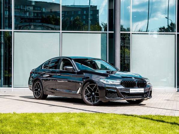 BMW 5 серии VII (G30/G31/G38) с пробегом 2018 года, цена 2 800 000 рублей, 158904 км, седан, Автокод Объявления