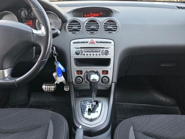 Peugeot 408 I с пробегом 2013 года, цена 504 000 рублей, 207638 км, седан, Автокод Объявления