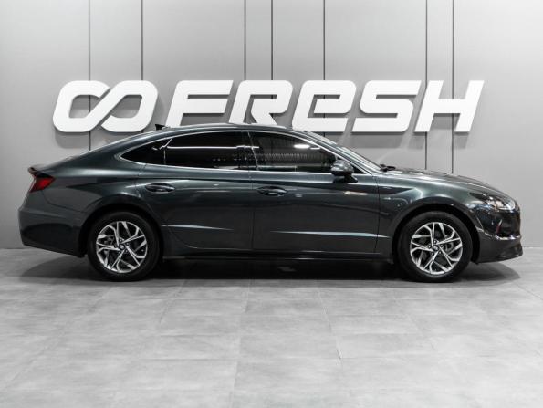 Hyundai Sonata VIII (DN8) с пробегом 2021 года, цена 2 429 000 рублей, 71601 км, седан, Автокод Объявления