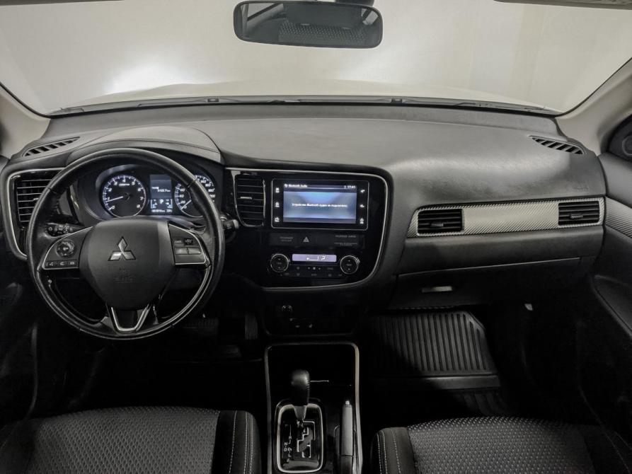 Mitsubishi Outlander III Рестайлинг 2 Санкт-Петербург  - изображение 14