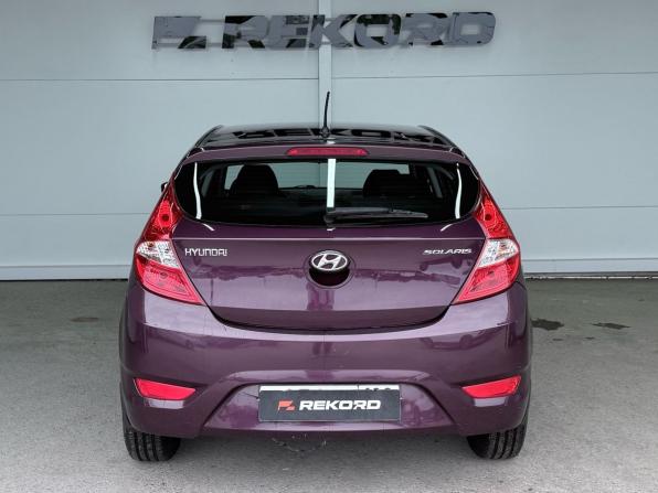 Hyundai Solaris I с пробегом 2014 года, цена 899 000 рублей, 141000 км, хэтчбек, Автокод Объявления
