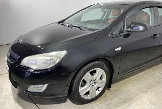 Opel Astra H Рестайлинг с пробегом 2011 года, цена 630 000 рублей, 253106 км, хэтчбек, Автокод Объявления