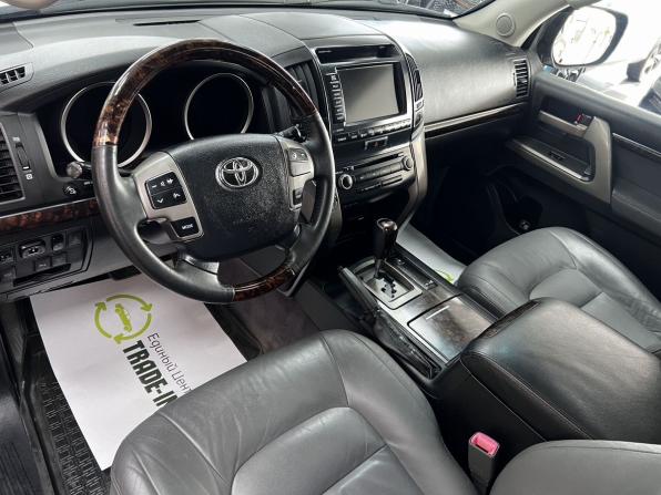 Toyota Land Cruiser 200 Series с пробегом 2008 года, цена 2 695 000 рублей, 301006 км, внедорожник, Автокод Объявления