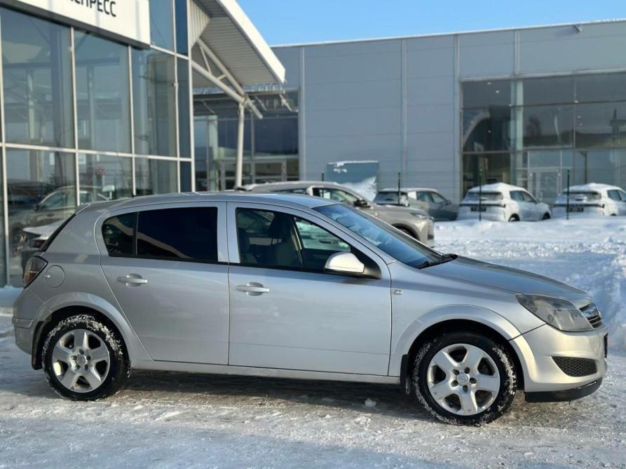 Opel Astra H Рестайлинг Вологда  - изображение 8