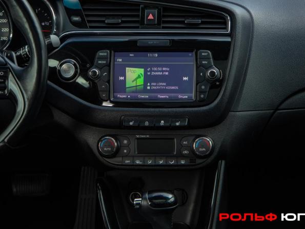 Kia Ceed II Рестайлинг с пробегом 2015 года, цена 1 245 000 рублей, 108944 км, хэтчбек, Автокод Объявления