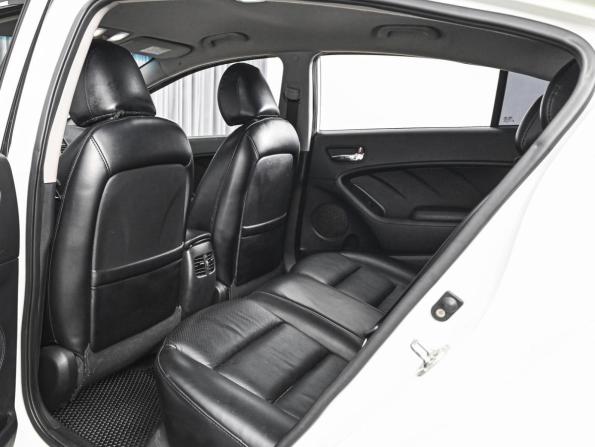 Kia Cerato III Рестайлинг (Classic) с пробегом 2018 года, цена 1 418 000 рублей, 184095 км, седан, Автокод Объявления