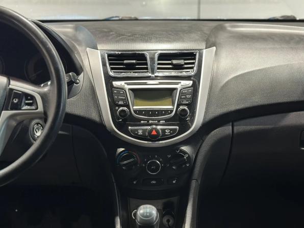 Hyundai Solaris I с пробегом 2011 года, цена 560 000 рублей, 229000 км, седан, Автокод Объявления