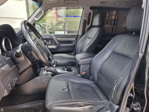 Mitsubishi Pajero IV Рестайлинг 1 с пробегом 2011 года, цена 1 915 000 рублей, 194500 км, внедорожник, Автокод Объявления