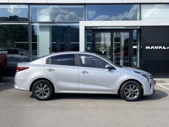 Kia Rio IV Рестайлинг с пробегом 2020 года, цена 1 799 000 рублей, 32827 км, седан, Автокод Объявления