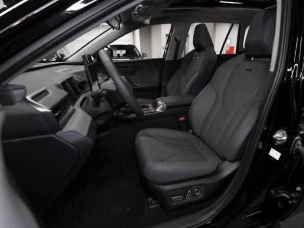 Toyota RAV4 VI (XA60) с пробегом 2026 года, цена 4 350 000 рублей, 18 км, внедорожник, Автокод Объявления