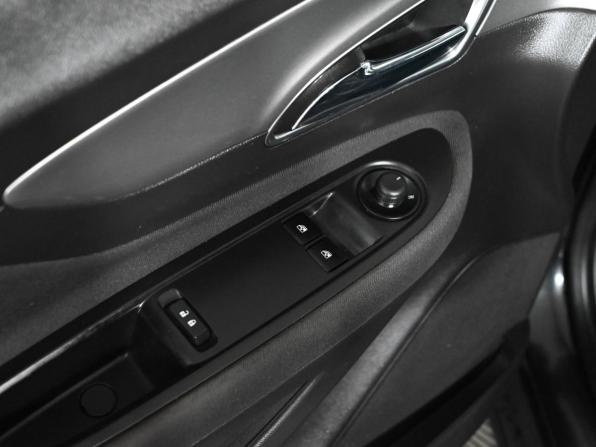 Opel Mokka I с пробегом 2014 года, цена 1 250 000 рублей, 105592 км, внедорожник, Автокод Объявления