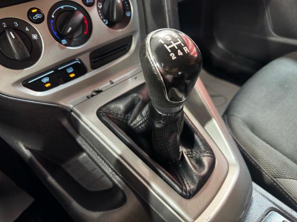 Ford Focus III с пробегом 2013 года, цена 879 000 рублей, 187239 км, хэтчбек, Автокод Объявления