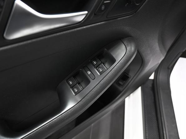 Volkswagen Jetta VI с пробегом 2012 года, цена 895 000 рублей, 192334 км, седан, Автокод Объявления