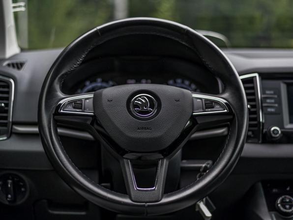 Skoda Karoq I с пробегом 2020 года, цена 2 020 000 рублей, 103747 км, внедорожник, Автокод Объявления
