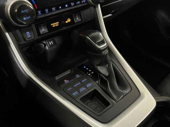 Toyota RAV4 V (XA50) с пробегом 2020 года, цена 2 758 000 рублей, 202585 км, внедорожник, Автокод Объявления