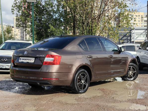 Skoda Octavia III (A7) Рестайлинг с пробегом 2019 года, цена 1 319 000 рублей, 200000 км, лифтбек, Автокод Объявления