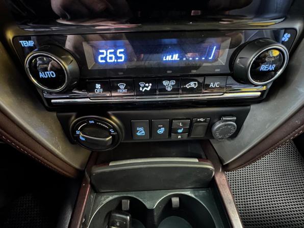 Toyota Fortuner II с пробегом 2019 года, цена 3 490 000 рублей, 166648 км, внедорожник, Автокод Объявления