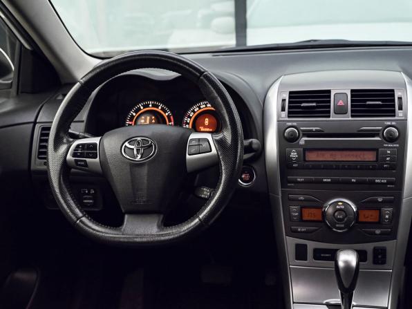 Toyota Corolla X (E140 E150) Рестайлинг с пробегом 2012 года, цена 1 379 000 рублей, 84350 км, седан, Автокод Объявления