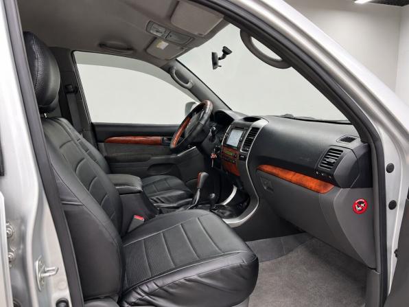 Toyota Land Cruiser Prado 120 Series Рестайлинг с пробегом 2008 года, цена 2 350 000 рублей, 194900 км, внедорожник, Автокод Объявления