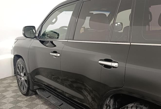Lexus LX III Рестайлинг 2 с пробегом 2017 года, цена 6 950 000 рублей, 237043 км, внедорожник, Автокод Объявления