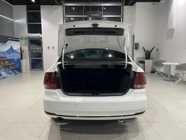Volkswagen Polo V Рестайлинг с пробегом 2019 года, цена 1 390 000 рублей, 82055 км, седан, Автокод Объявления