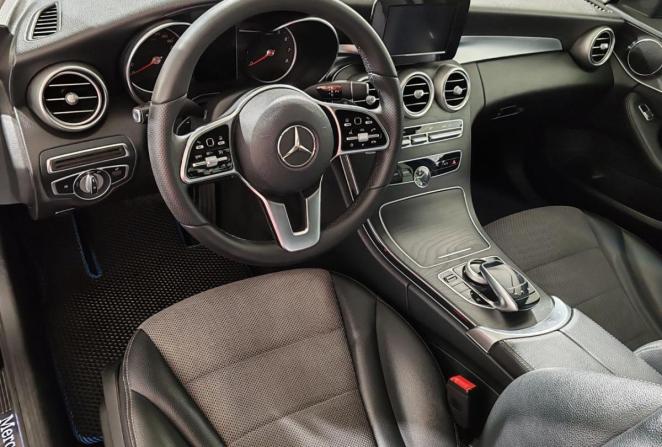 Mercedes-Benz C-Класс IV (W205) Рестайлинг с пробегом 2019 года, цена 2 500 000 рублей, 126904 км, седан, Автокод Объявления