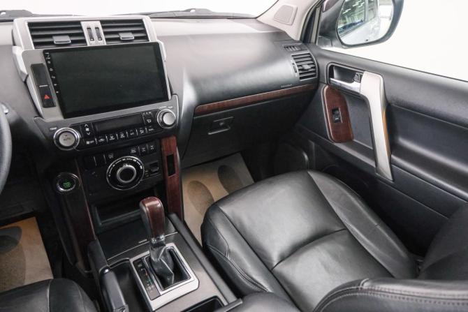 Toyota Land Cruiser Prado 150 Series Рестайлинг 1 с пробегом 2014 года, цена 3 599 000 рублей, 309000 км, внедорожник, Автокод Объявления