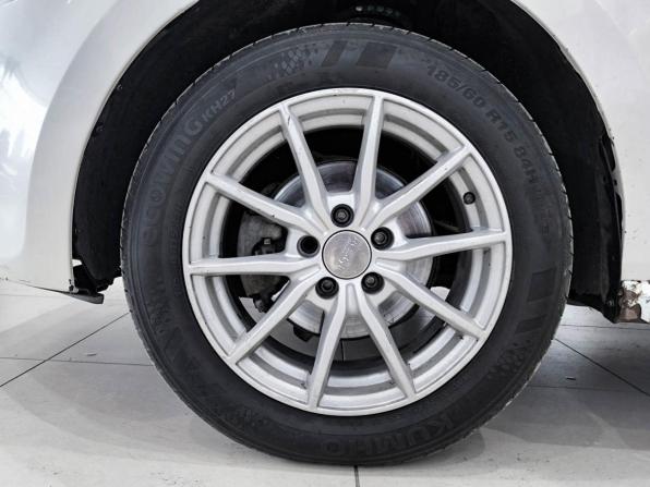 Volkswagen Polo V с пробегом 2011 года, цена 576 000 рублей, 177239 км, хэтчбек, Автокод Объявления