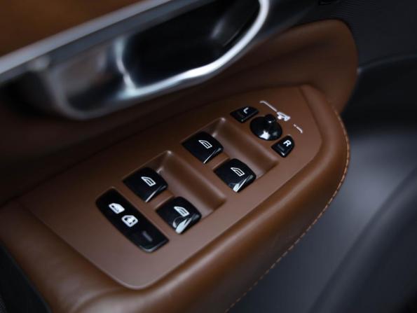 Volvo XC90 II Рестайлинг 1 с пробегом 2019 года, цена 4 549 000 рублей, 144916 км, внедорожник, Автокод Объявления