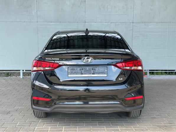Hyundai Solaris II с пробегом 2017 года, цена 1 075 000 рублей, 194000 км, седан, Автокод Объявления