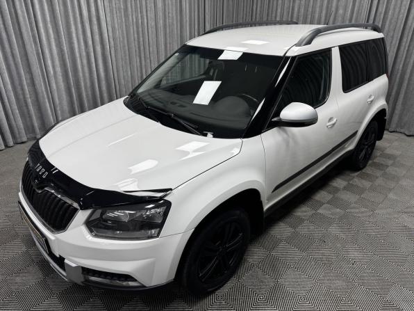 Skoda Yeti I с пробегом 2014 года, цена 890 000 рублей, 174303 км, внедорожник, Автокод Объявления