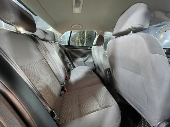 Volkswagen Jetta V с пробегом 2009 года, цена 334 900 рублей, 265000 км, седан, Автокод Объявления